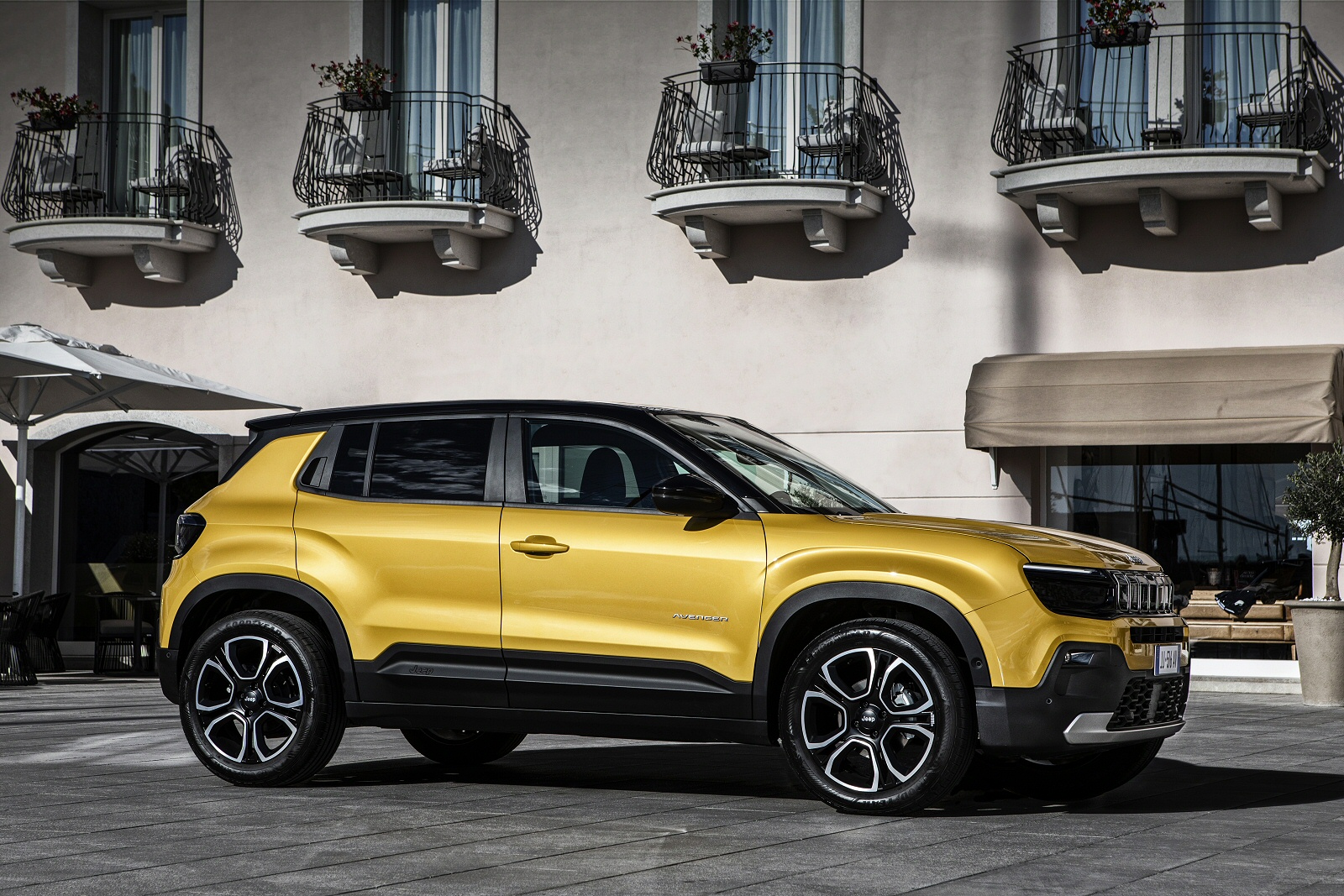 JEEP	Avenger Lease Deals